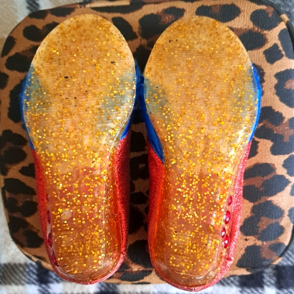 [SOLD] Snow White Shoes - Picture 5 of 8